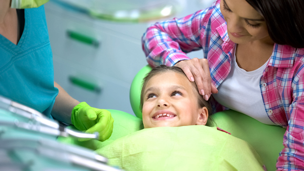 The Benefits Of Older Adults Working With A Family Dentist